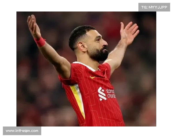 赫拉芬贝赫反抢策动反击，萨拉赫虽未进球却成进攻枢纽